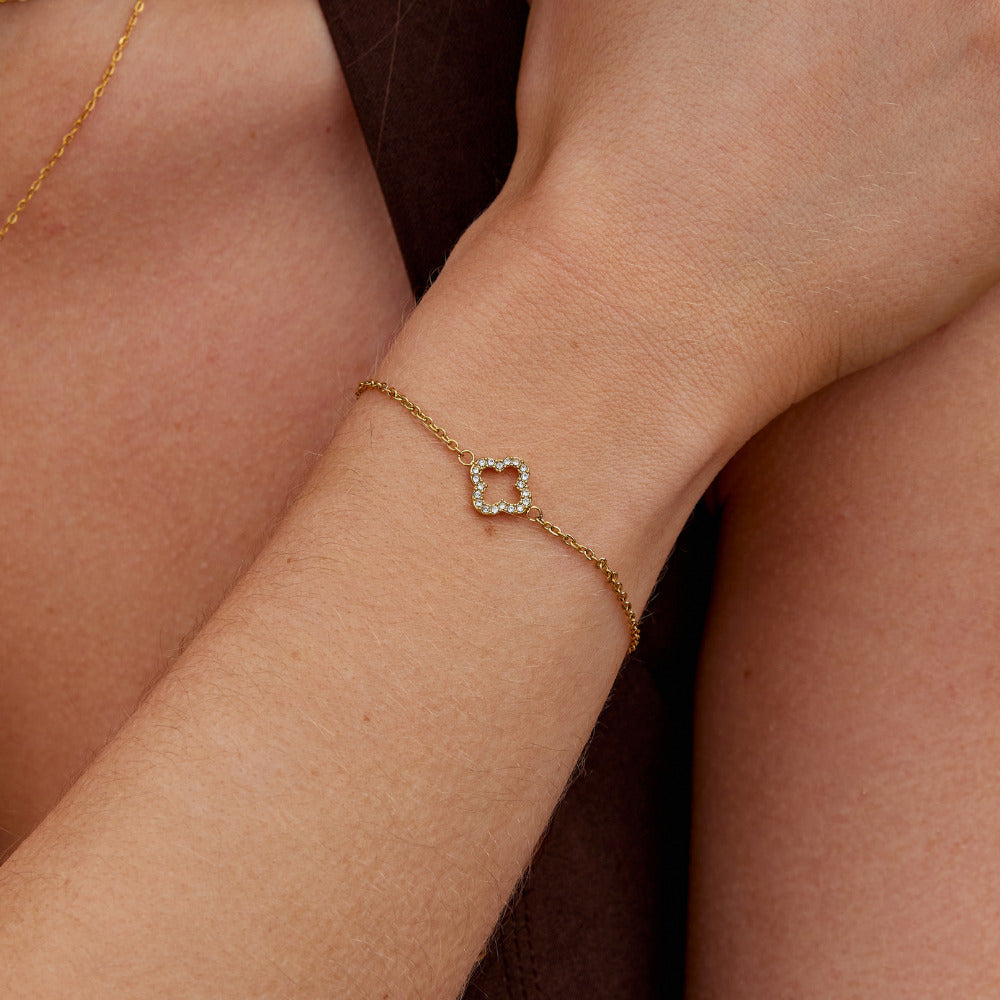 Luxe Crystal Clover Bracelet - Beautiful Earth Boutique