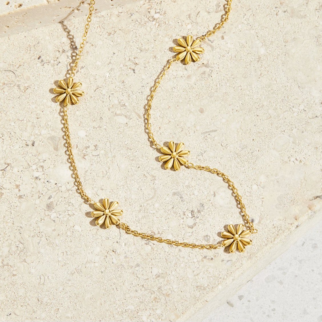 Flower Power 18K Gold Necklace - Beautiful Earth Boutique
