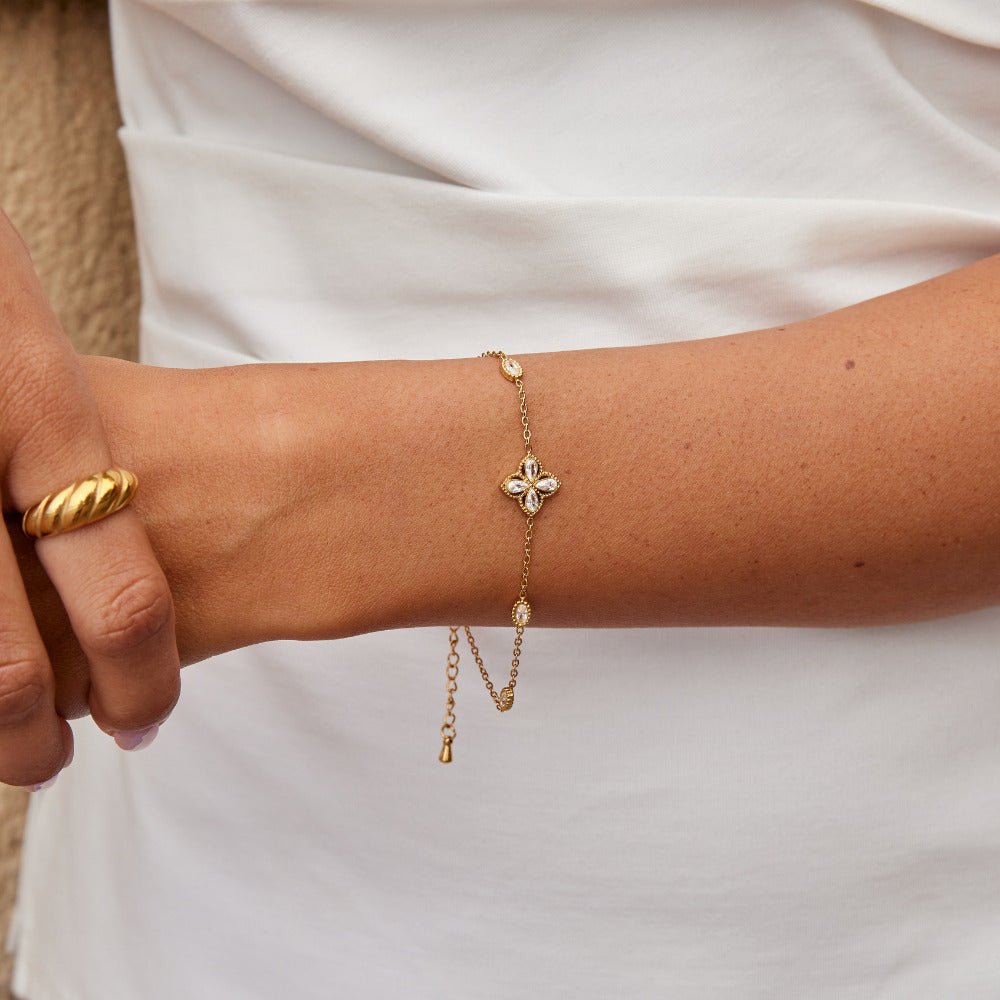 Four Leaf Clover Crystal Bracelet - Beautiful Earth Boutique