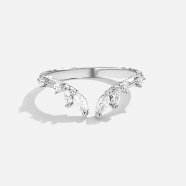 Lily Crystal Silver Vine Ring - Beautiful Earth Boutique
