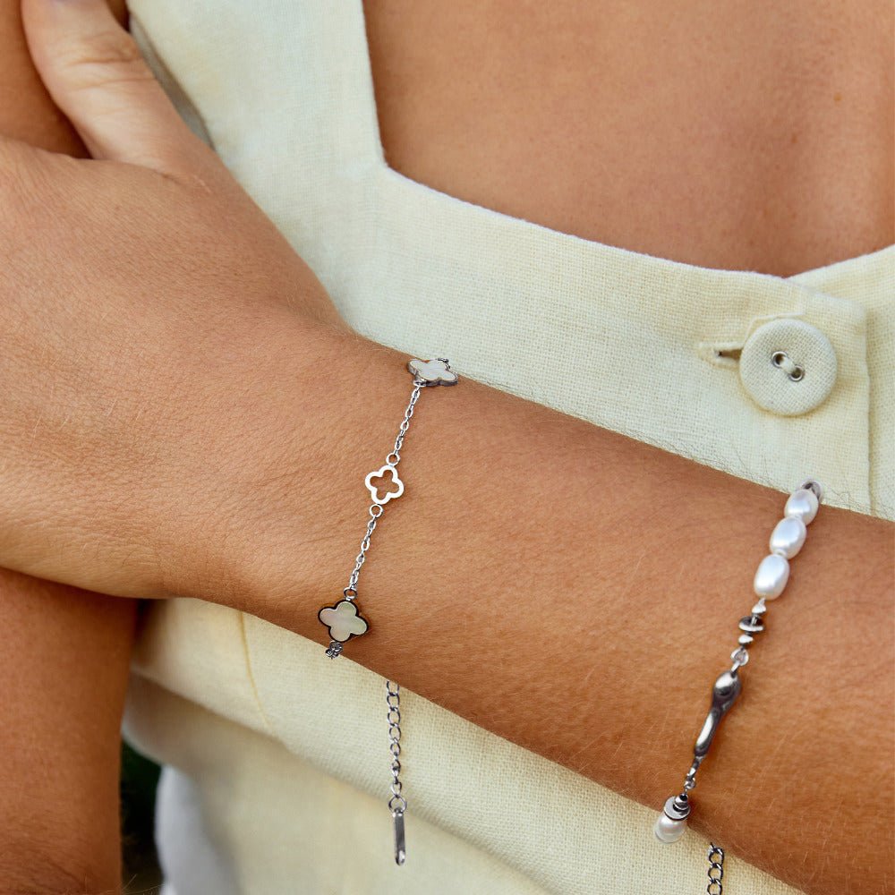Lucia Silver Clover Bracelet - Beautiful Earth Boutique