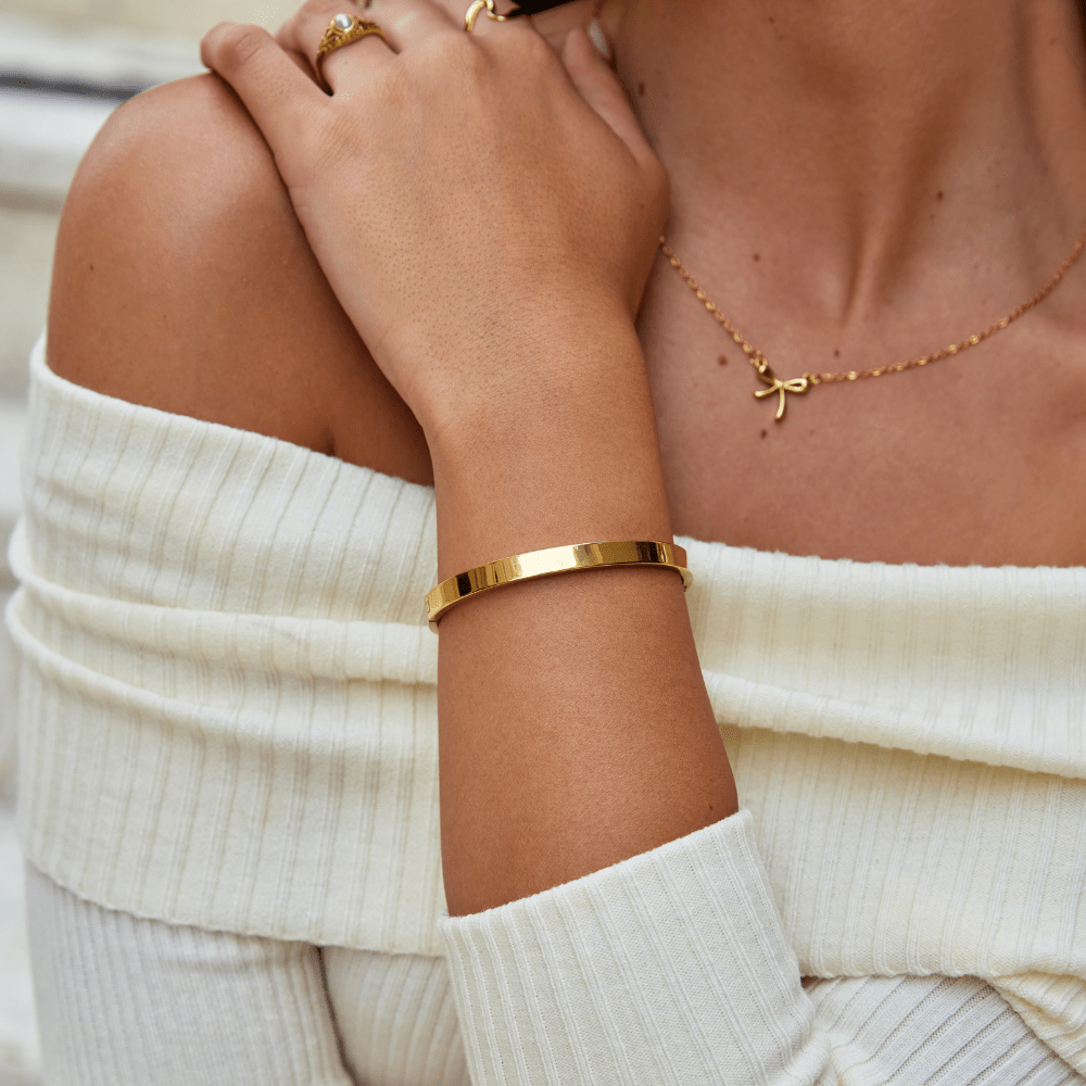 Rina Gold Bangle - Beautiful Earth Boutique