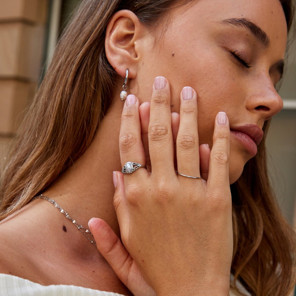 Silver Vintage Royal Pearl Ring - Beautiful Earth Boutique