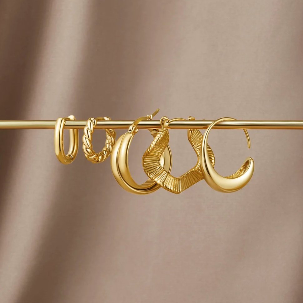 Talia Gold Hoop Earrings - Beautiful Earth Boutique