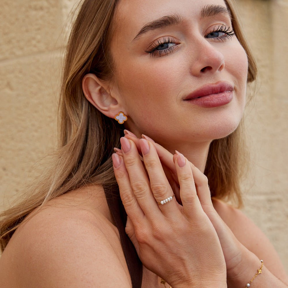 White Clover Stud Earrings - Beautiful Earth Boutique