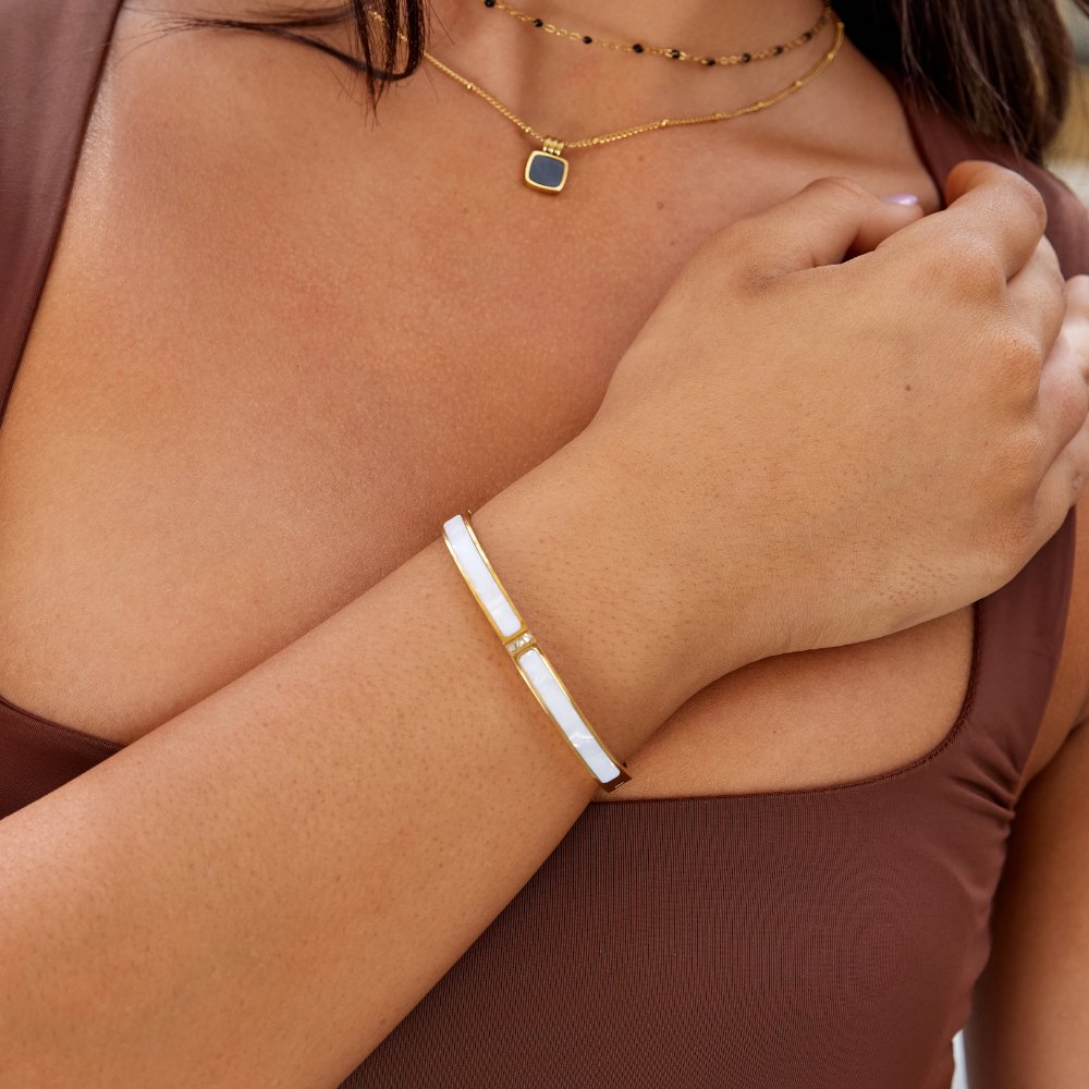 White Sahara Gold Bangle - Beautiful Earth Boutique